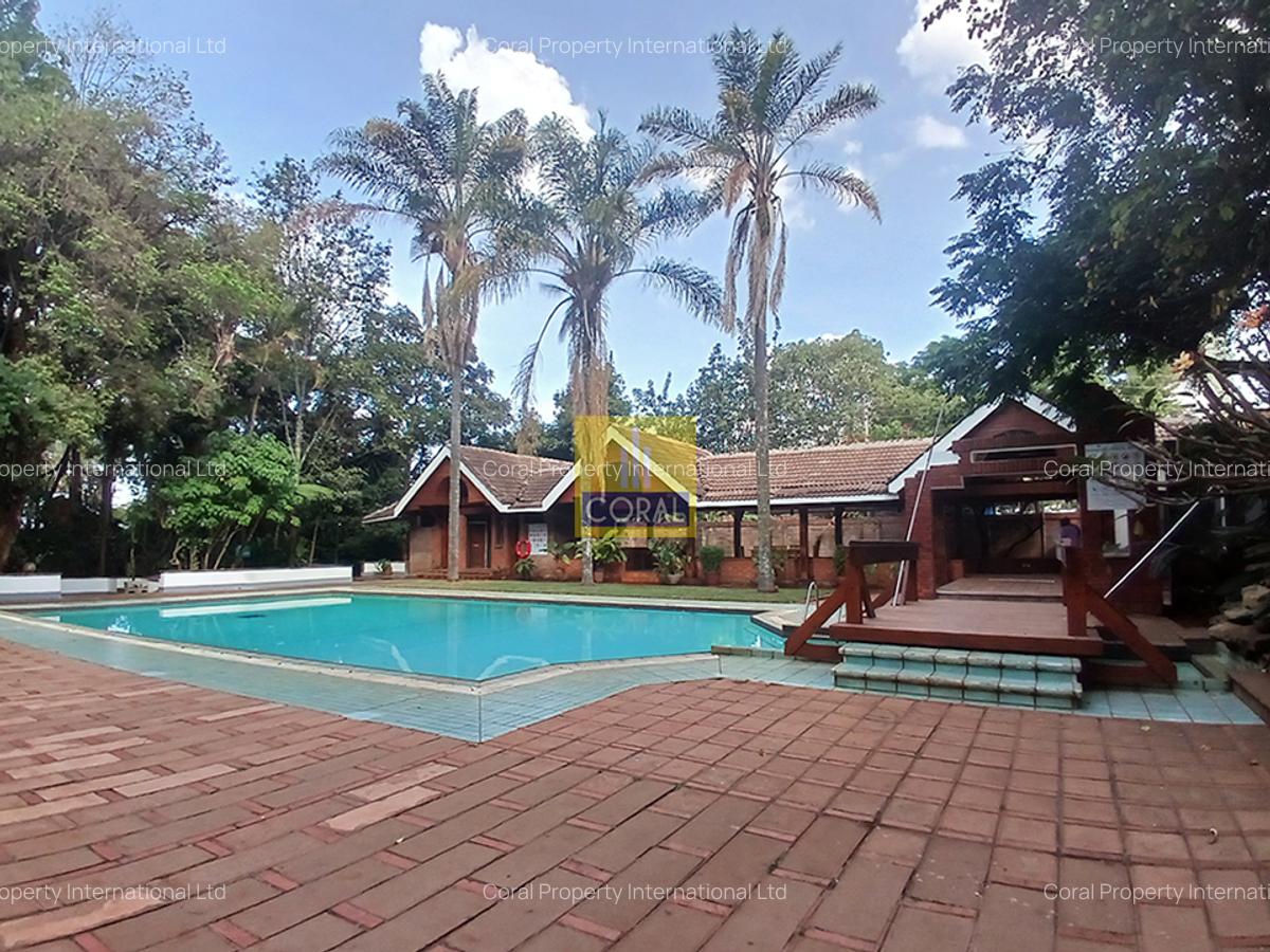 4 Bed Townhouse in Westlands Area - 1