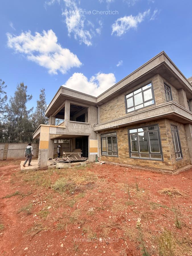 6 Bed House with En Suite at Kenindia Estate - 2