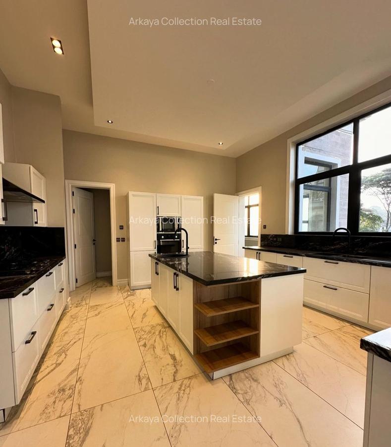 5 Bed Townhouse with En Suite in Loresho - 8