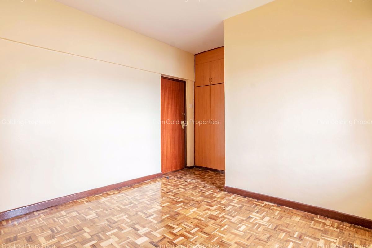 3 Bed Apartment with En Suite at East Church Road - 14