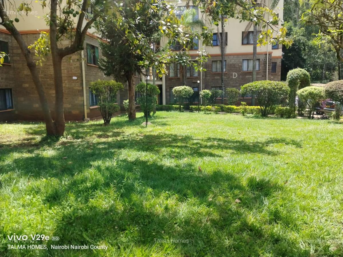 3 Bed Apartment with En Suite at Denis Pritt - 20