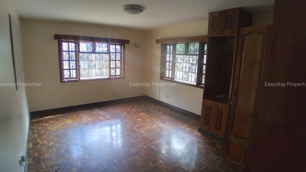 Commercial Property with Service Charge Included in Kilimani - 8