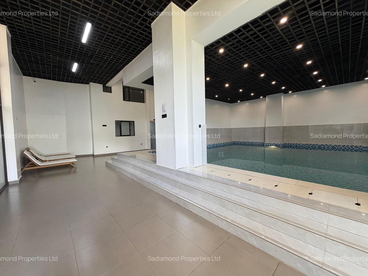 3 Bed Apartment with En Suite in Riverside - 8