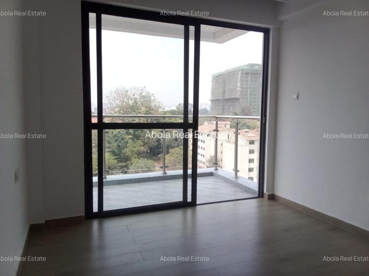 3 Bed Apartment with En Suite in Westlands Area - 2