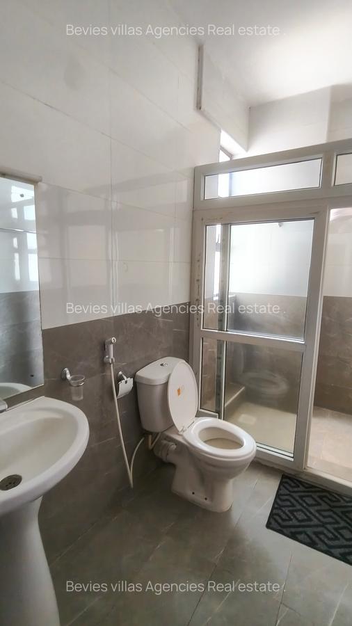 Serviced 3 Bed Apartment with Backup Generator at Parklands - 6