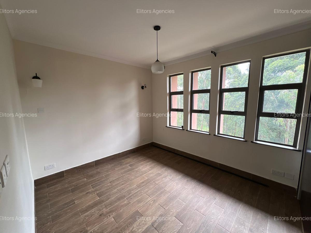 2 Bed Apartment with En Suite at Kirawa Road - 15