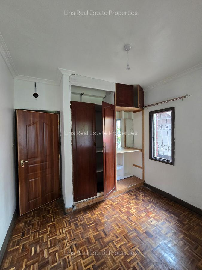 4 Bed Townhouse with En Suite in Lavington - 7