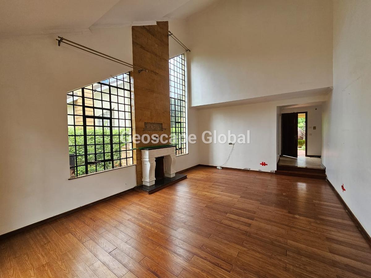 4 Bed Villa with En Suite in Kitisuru - 13