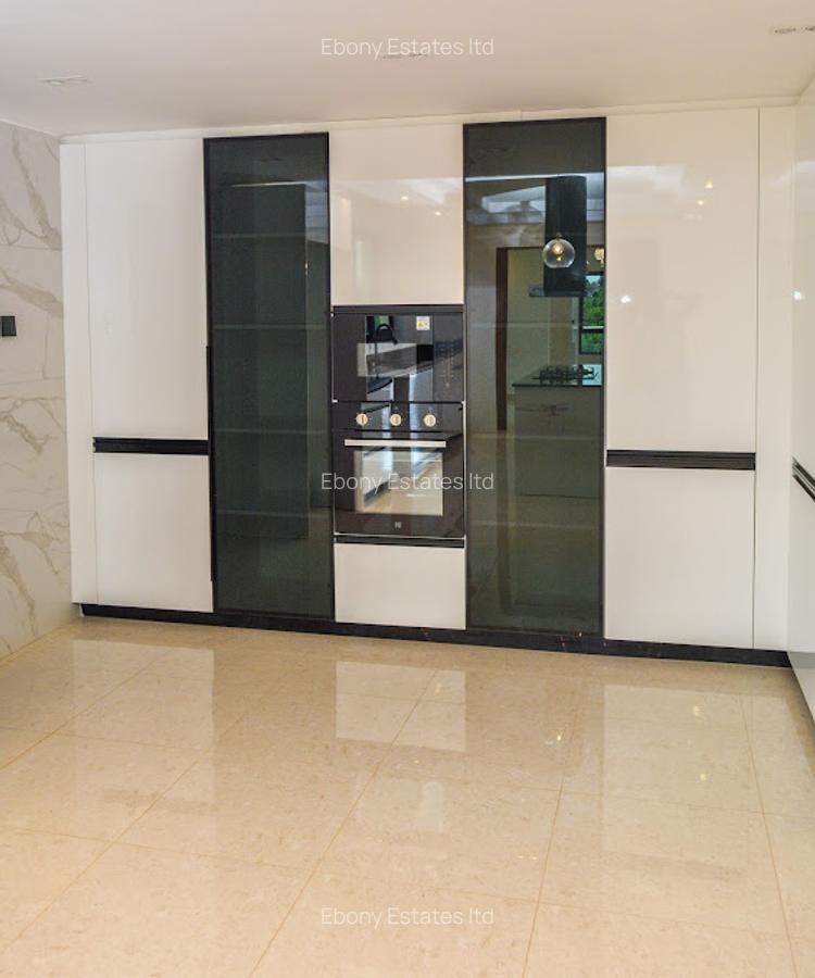 5 Bed Townhouse with Staff Quarters in Tatu City - 19