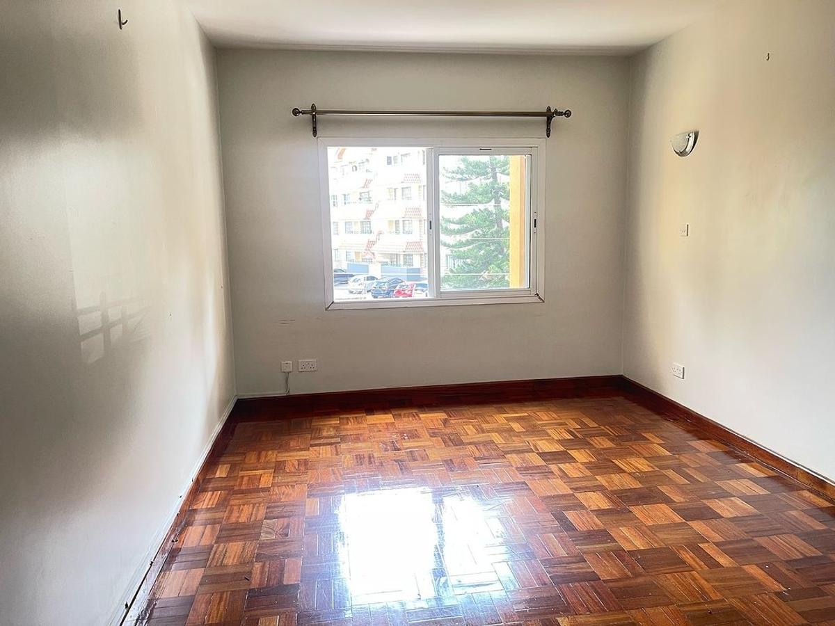 2 Bed Apartment with En Suite in Kileleshwa - 4