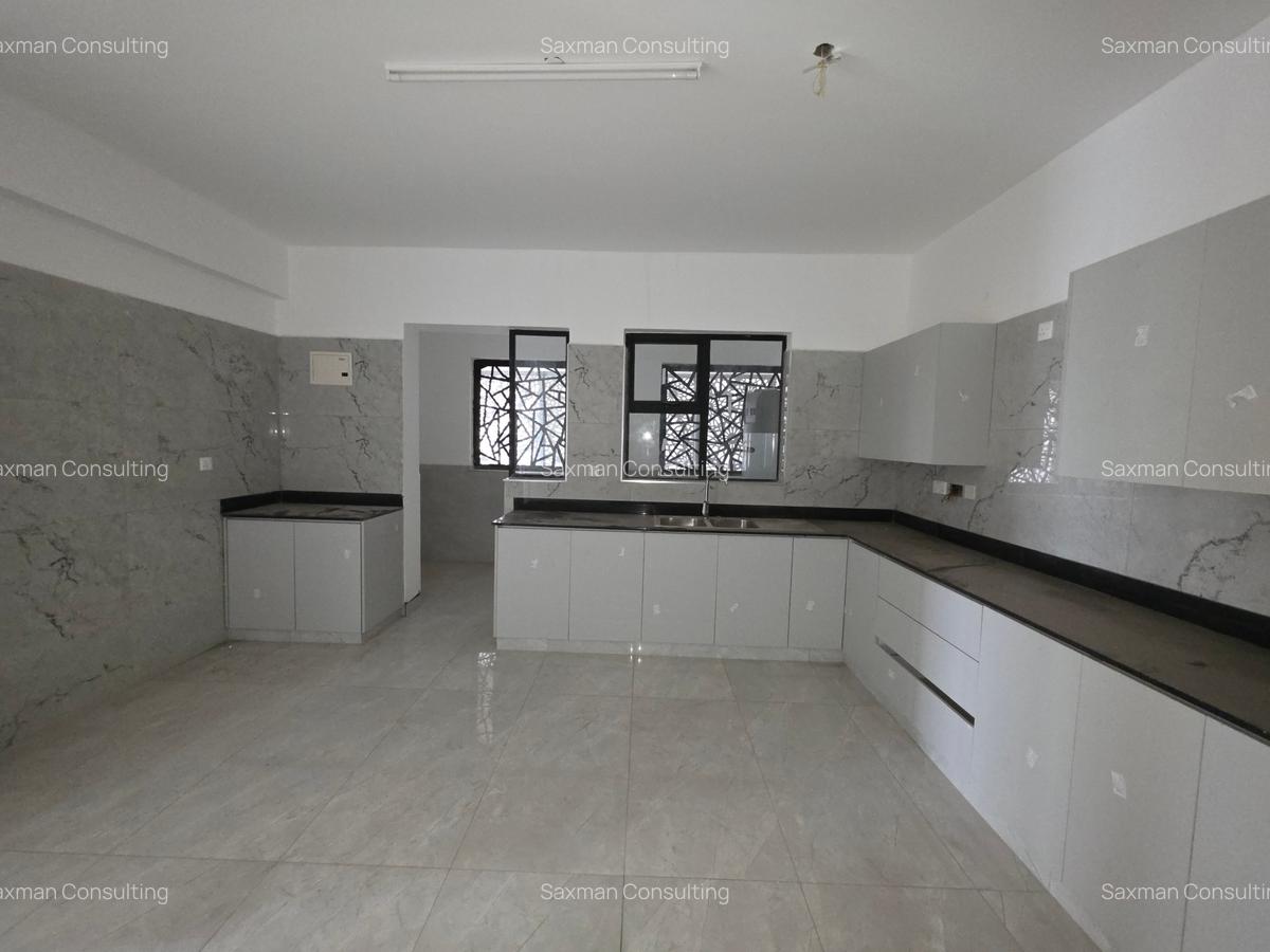 3 Bed Apartment with En Suite in General Mathenge - 3