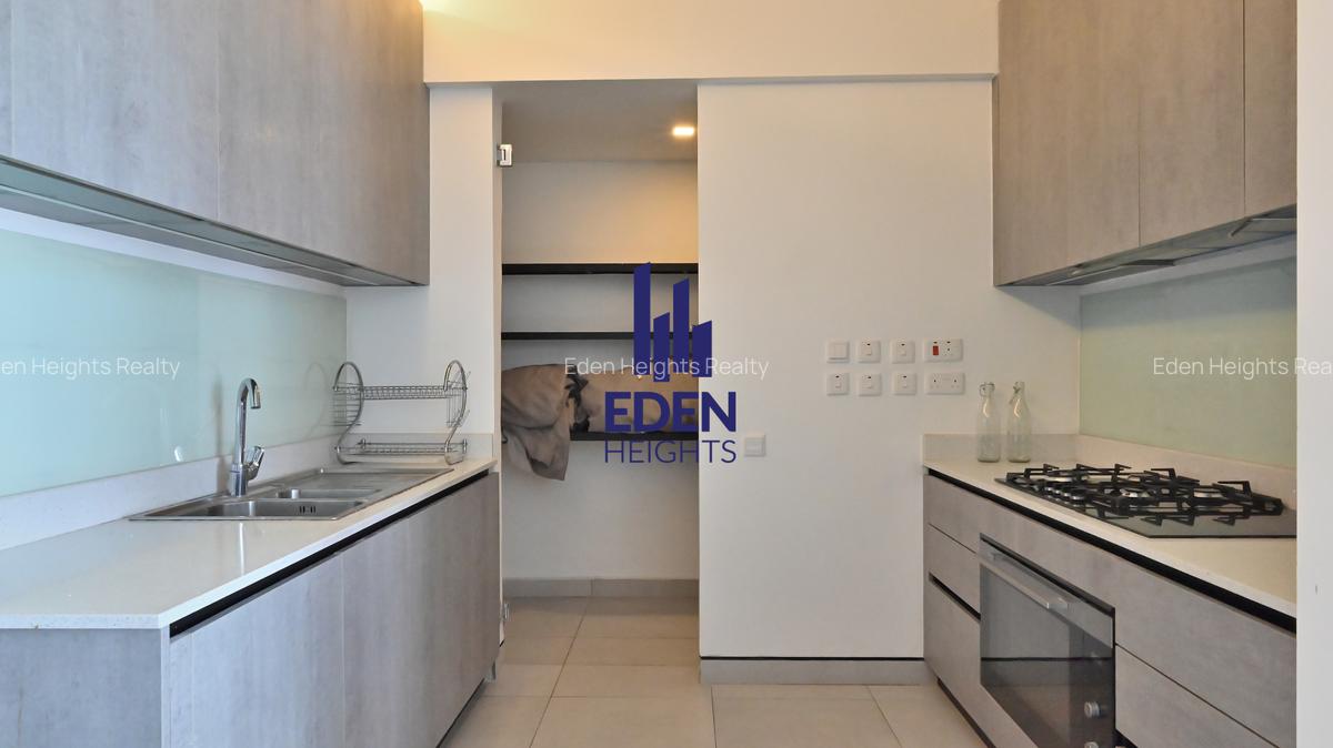 6 Bed Apartment with En Suite in Kilimani - 4
