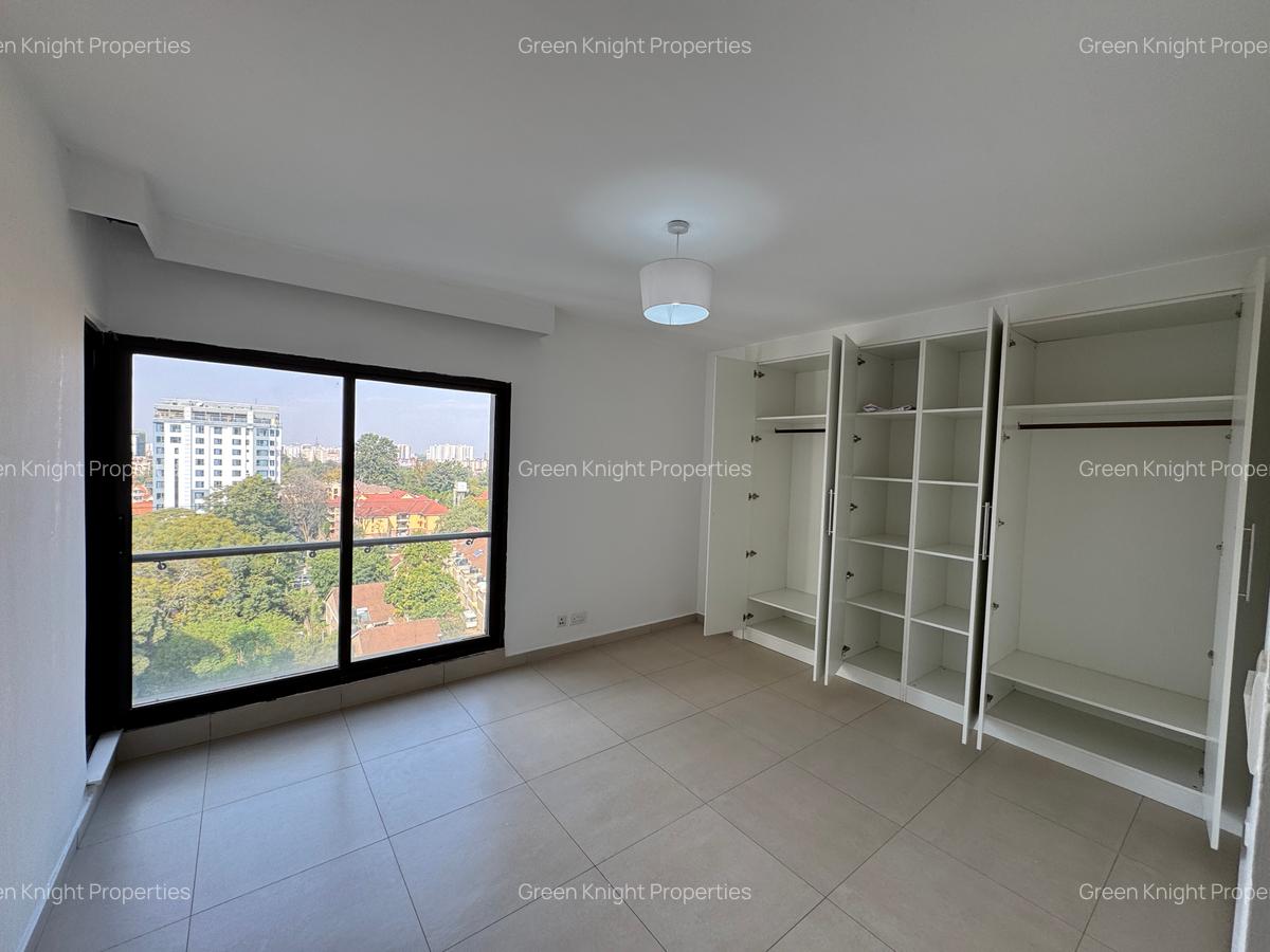 Serviced 2 Bed Apartment with En Suite in Lavington - 8