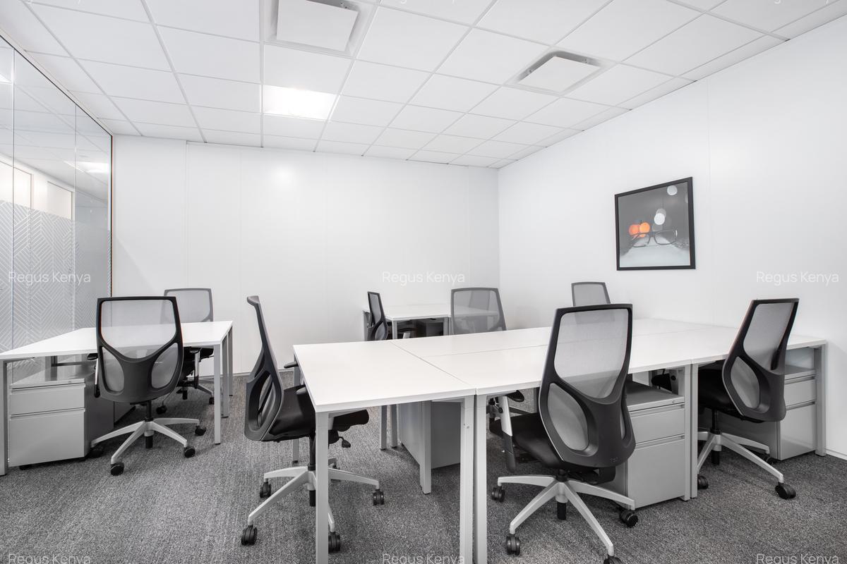 Furnished 120 m² Office with Fibre Internet at Global Trade Centre - 1