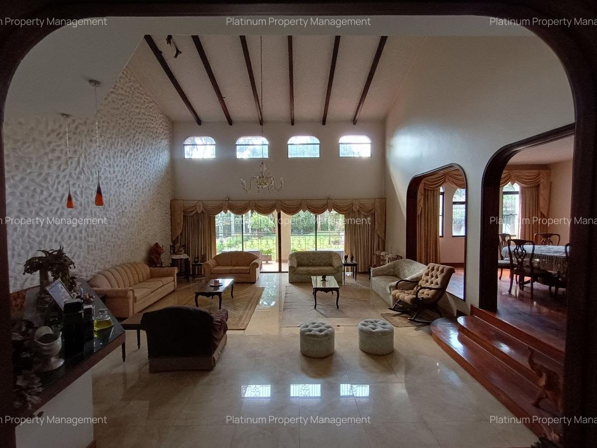 5 Bed Villa with En Suite in Gigiri - 15