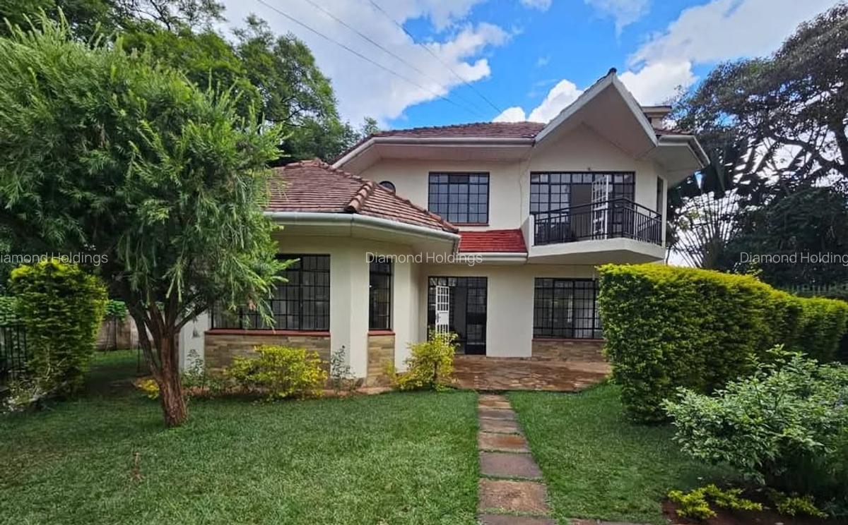 4 Bed Townhouse with En Suite at Spring Valley - 1