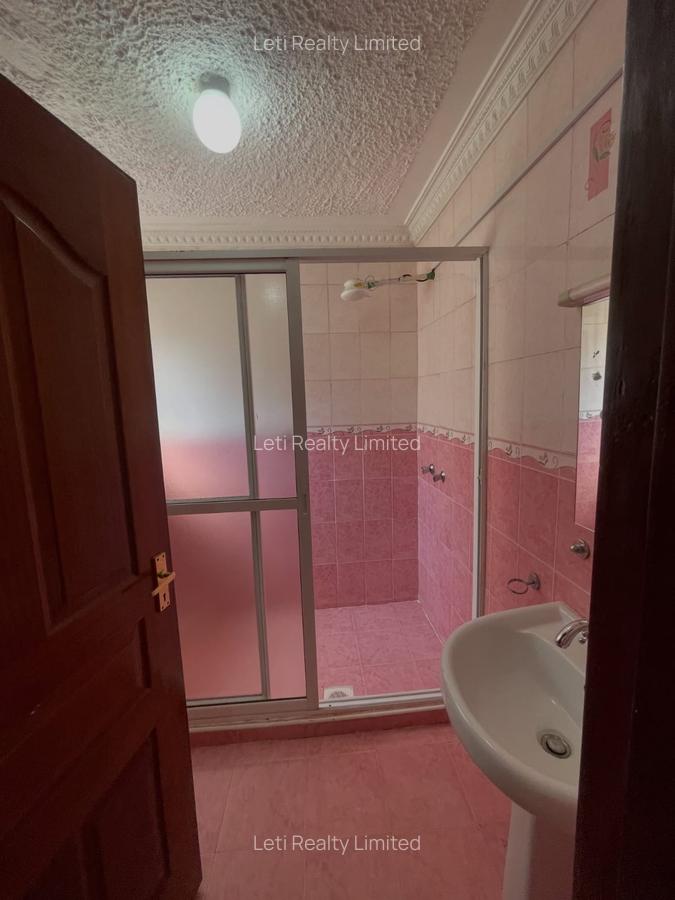 5 Bed Townhouse with En Suite in Lavington - 11