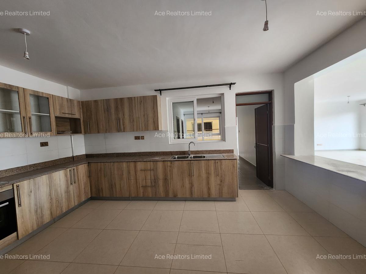 3 Bed Apartment with En Suite at Westlands Off Rhapta Road - 10