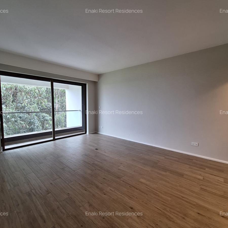 1 Bed Apartment with En Suite at Red Hill Road - 2