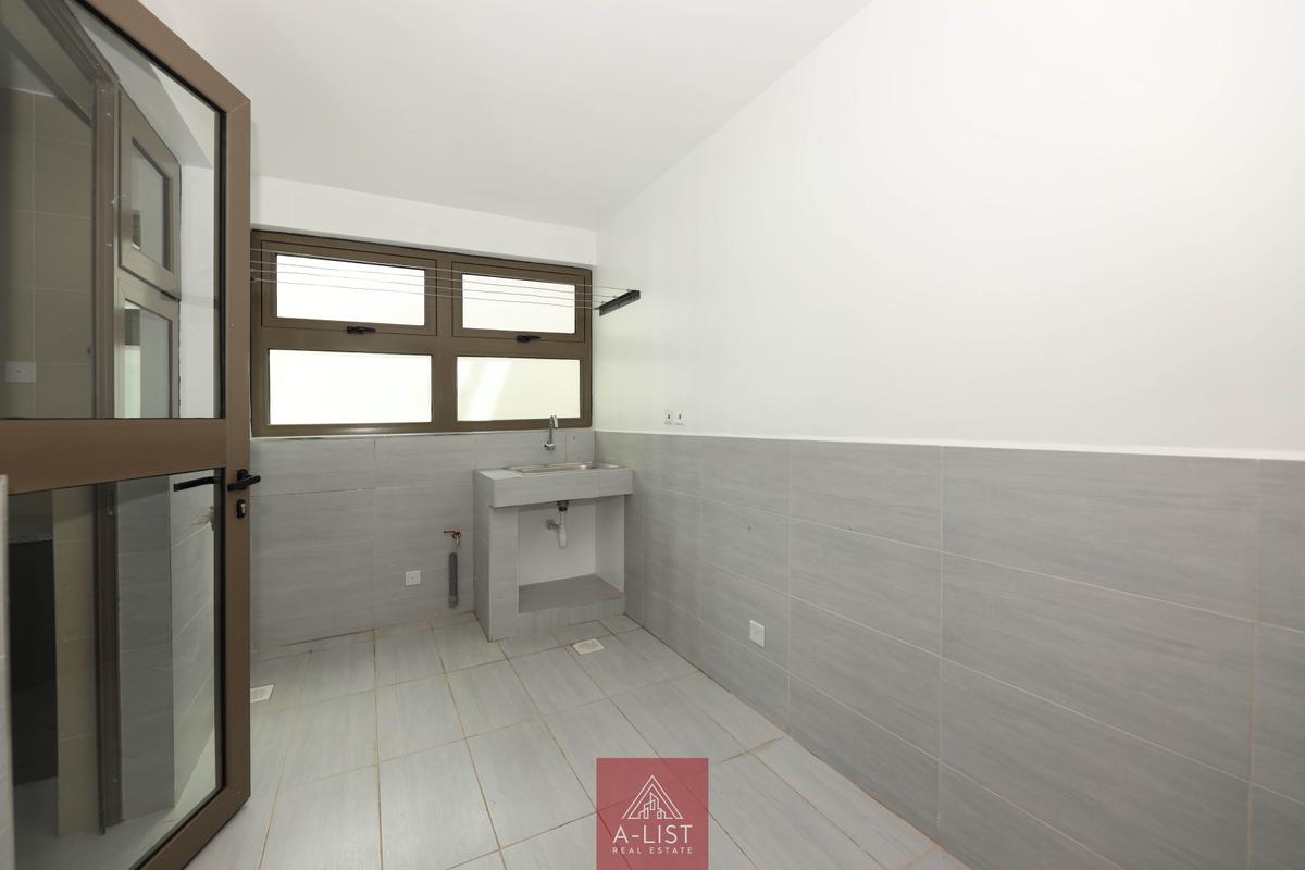 3 Bed Apartment with En Suite at Muthangari Road - 16