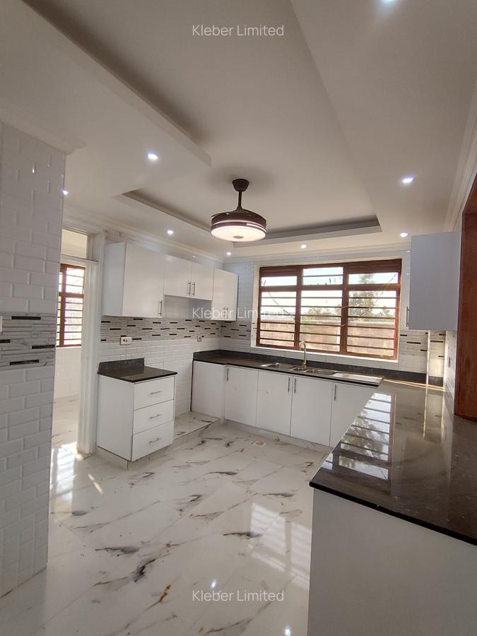 4 Bed Townhouse with En Suite in Kikuyu Town - 3