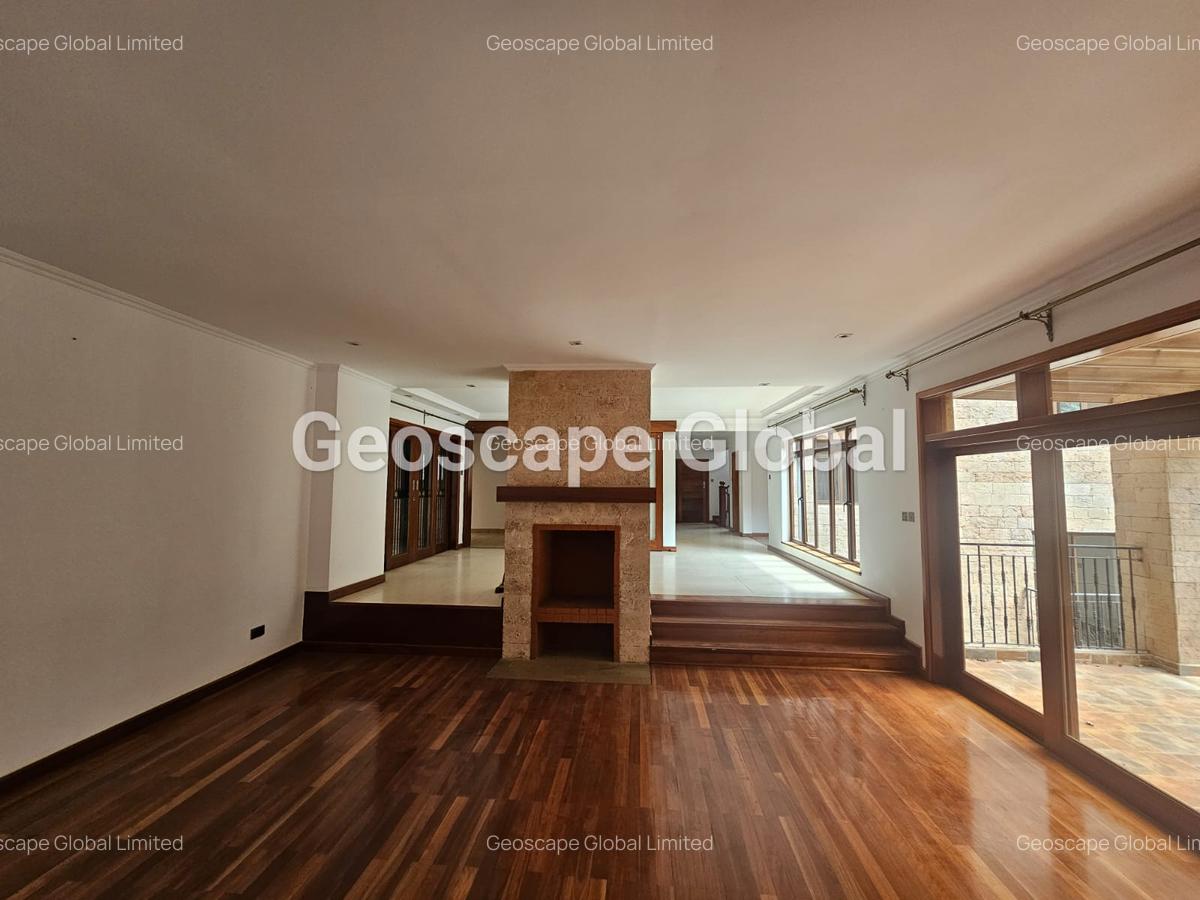 5 Bed Townhouse with En Suite in Lavington - 15