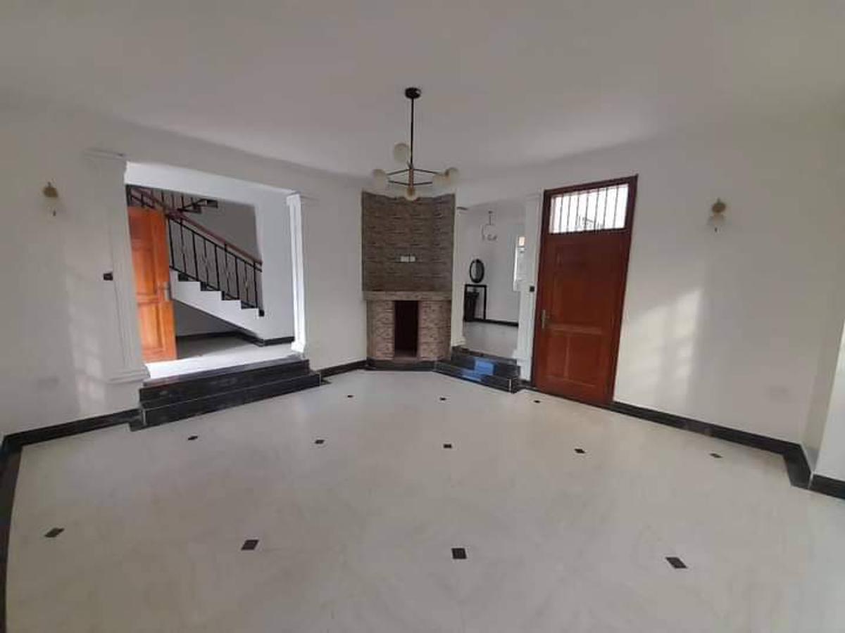 4 Bed House with En Suite at Kandisi - 12