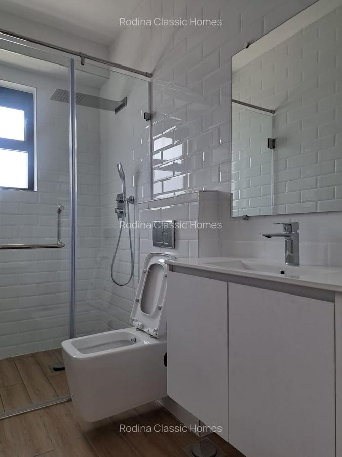 Serviced 3 Bed Apartment with En Suite in Kileleshwa - 2