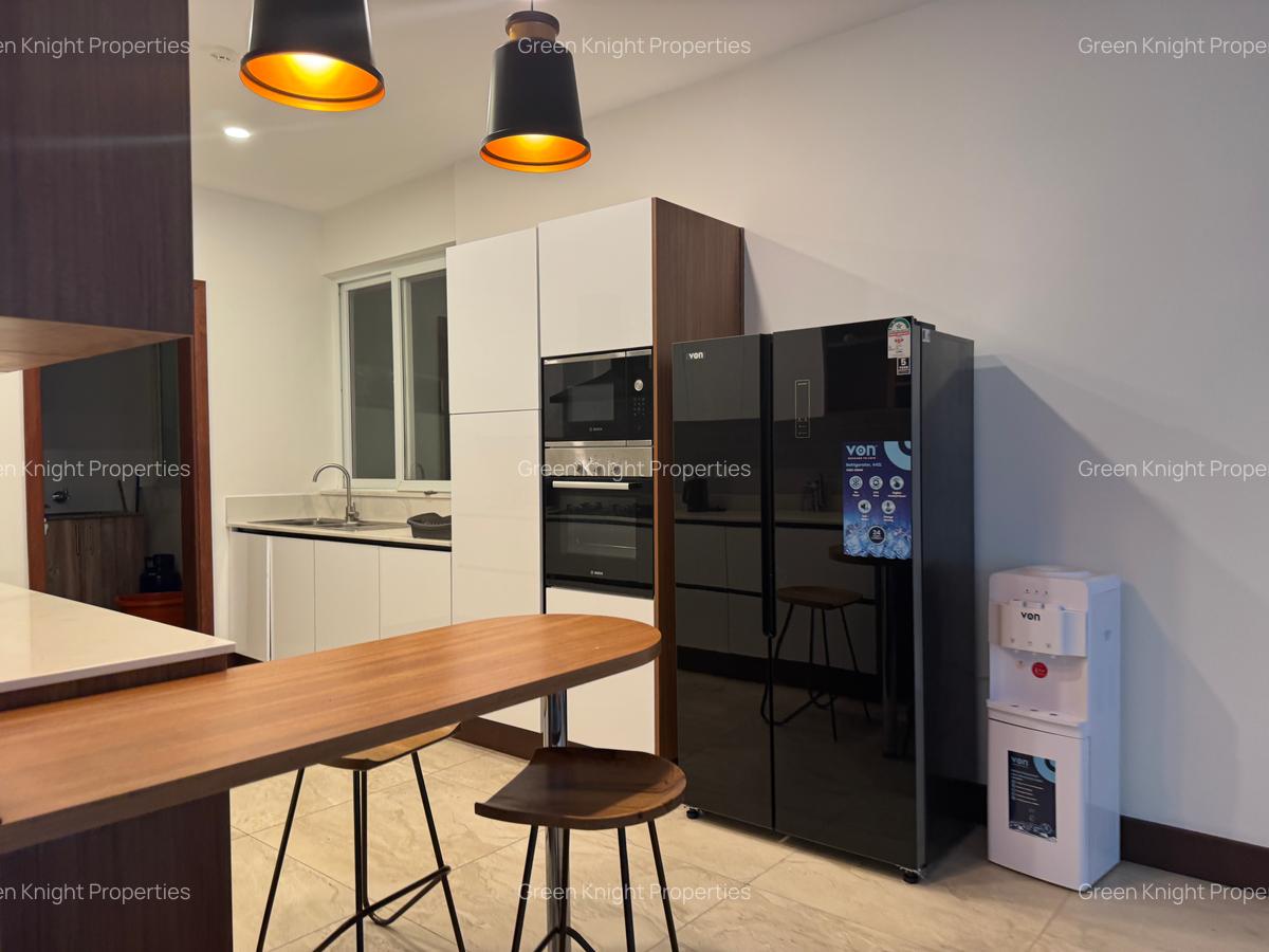 Serviced 3 Bed Apartment with En Suite in Parklands - 3