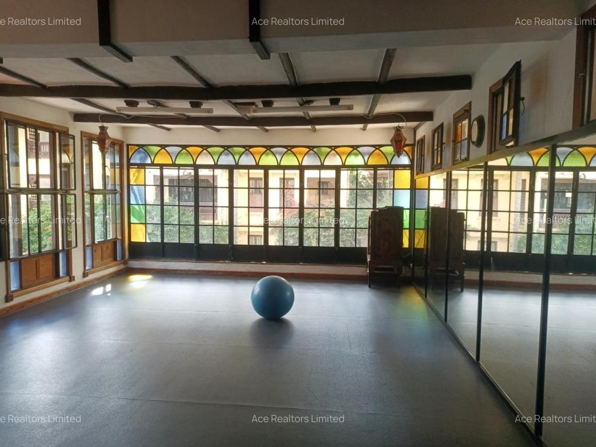 Furnished 65,700 ft² Commercial Property with Service Charge Included at Rhapta Road - 11