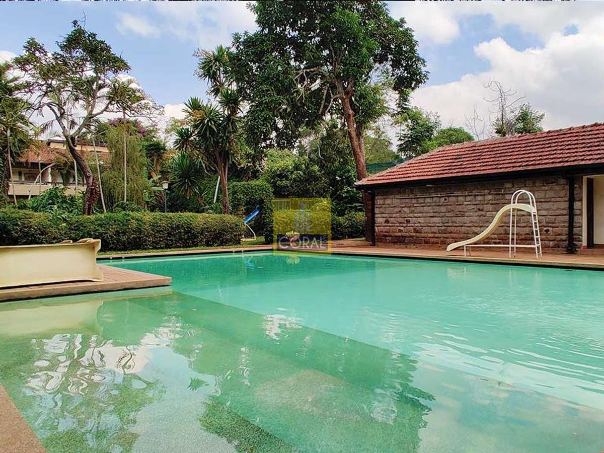 3 Bed Apartment with En Suite in Westlands Area - 4