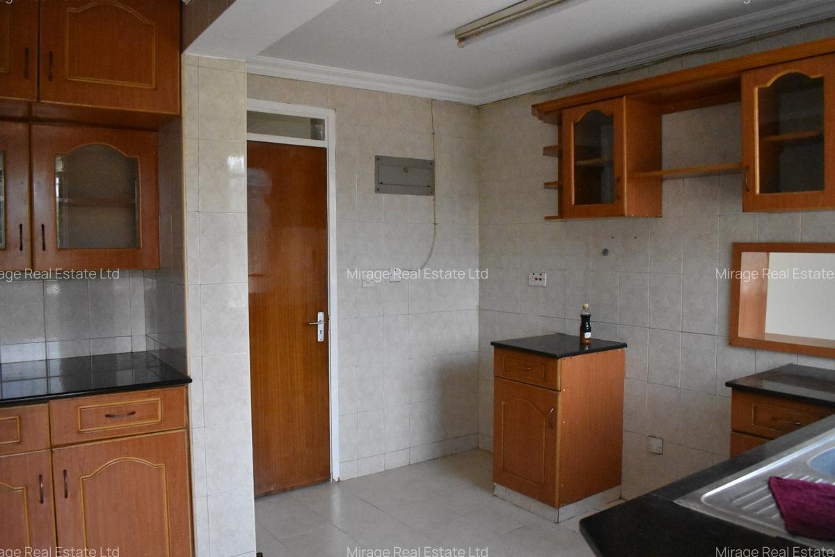 4 Bed Apartment with Borehole in Kilimani - 1