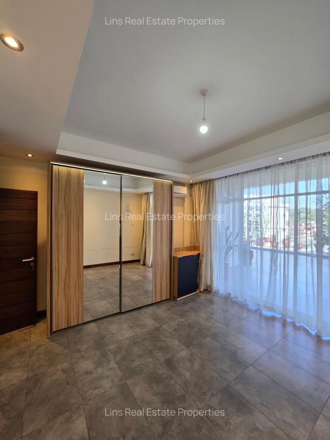 2 Bed Apartment with En Suite in Spring Valley - 6