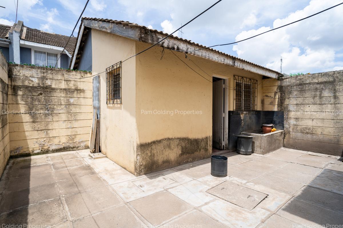 4 Bed Townhouse with Staff Quarters at Muhoho Avenue - 13