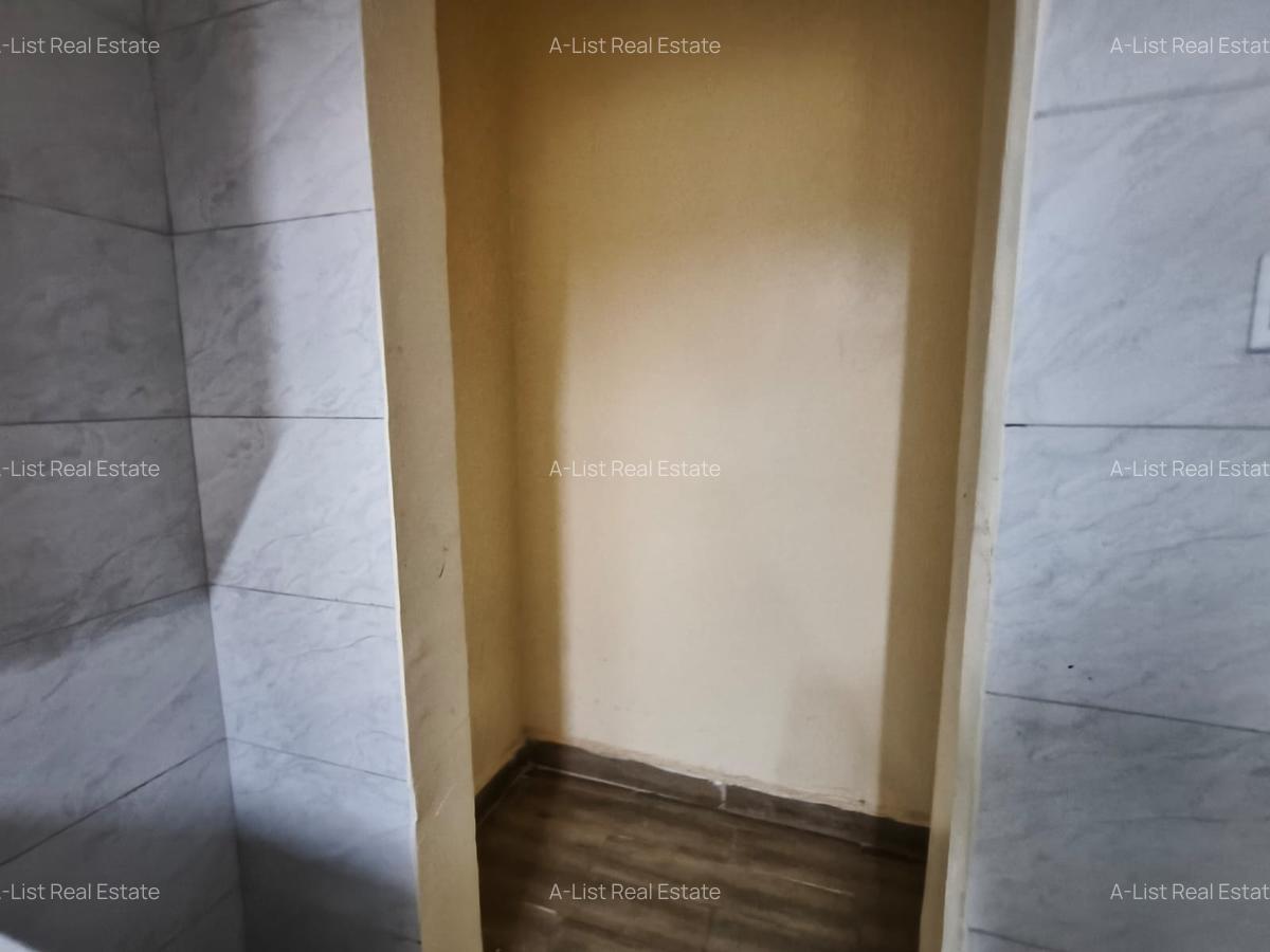 4 Bed Apartment with En Suite at 6Th Parklands - 11