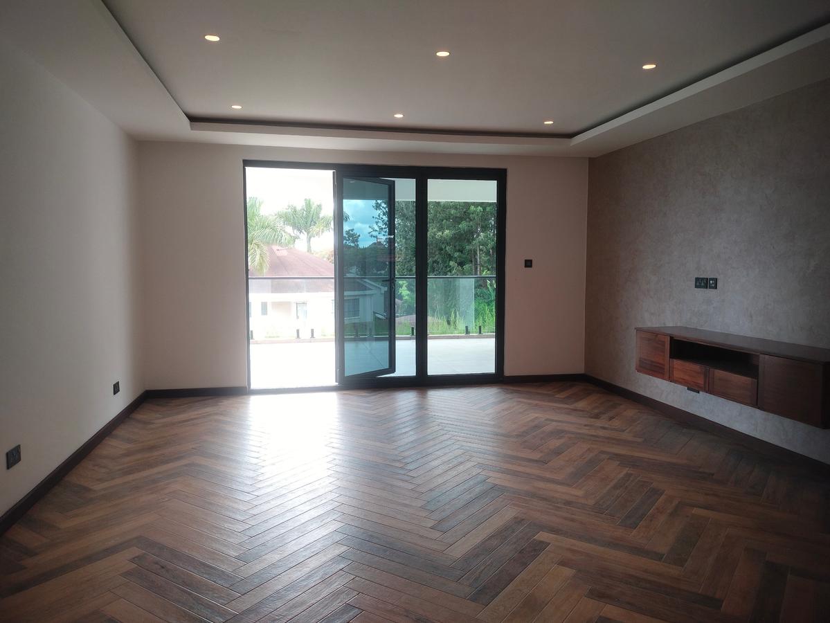 6 Bed Townhouse with Garden at Few Minutes Drive To Gigiri - 7
