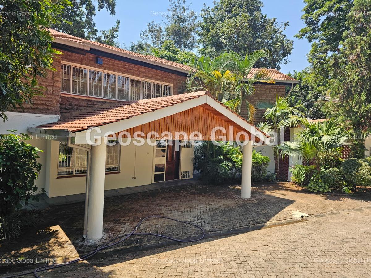 4 Bed House with En Suite in Gigiri - 11