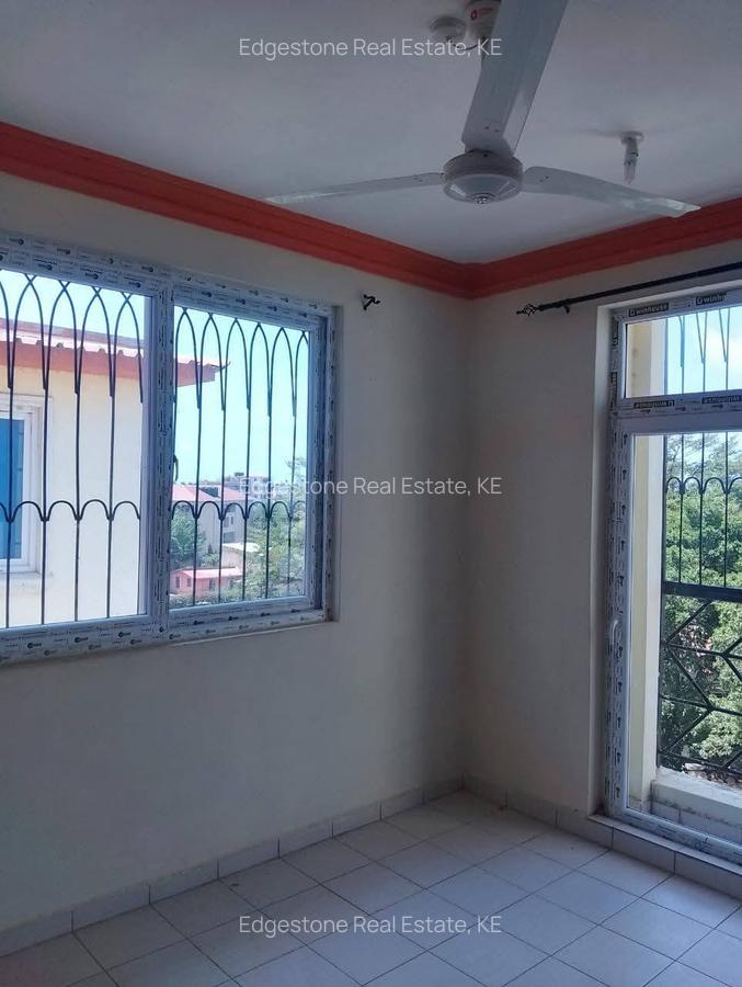 3 Bed Apartment with En Suite in Mtwapa - 2