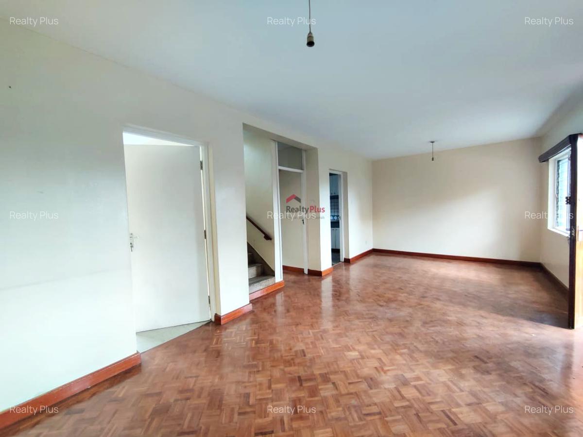 3 Bed Apartment with En Suite in Upper Hill - 2