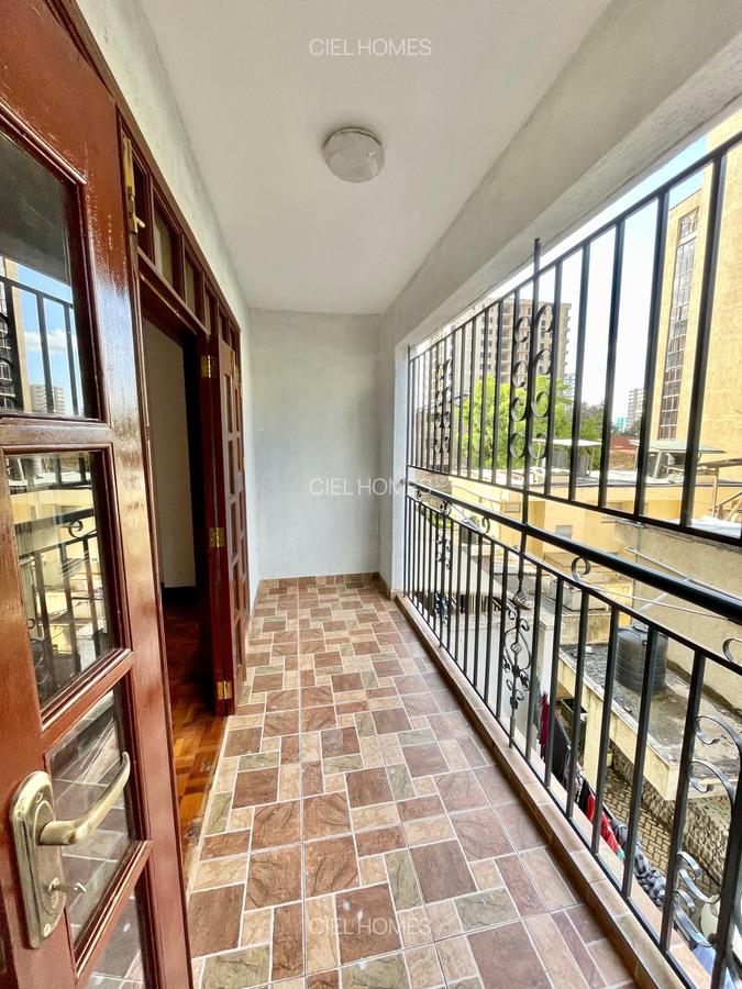 3 Bed Apartment with En Suite at Wood Avenue - 3