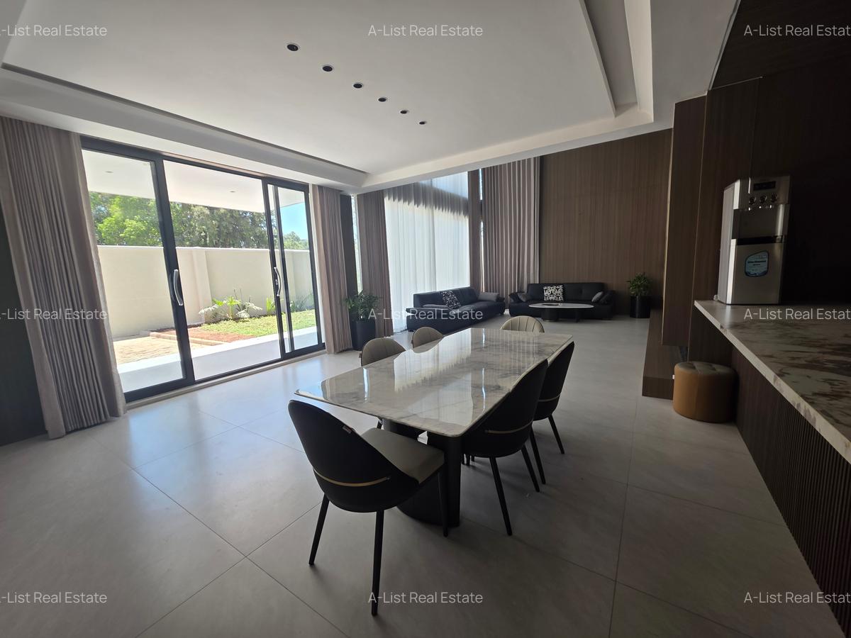 5 Bed Villa with En Suite at Jacaranda Avenue - 11