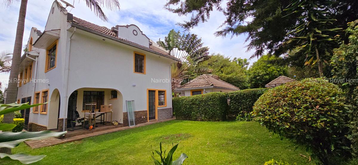 4 Bed Townhouse with En Suite at Lavington Green - 11