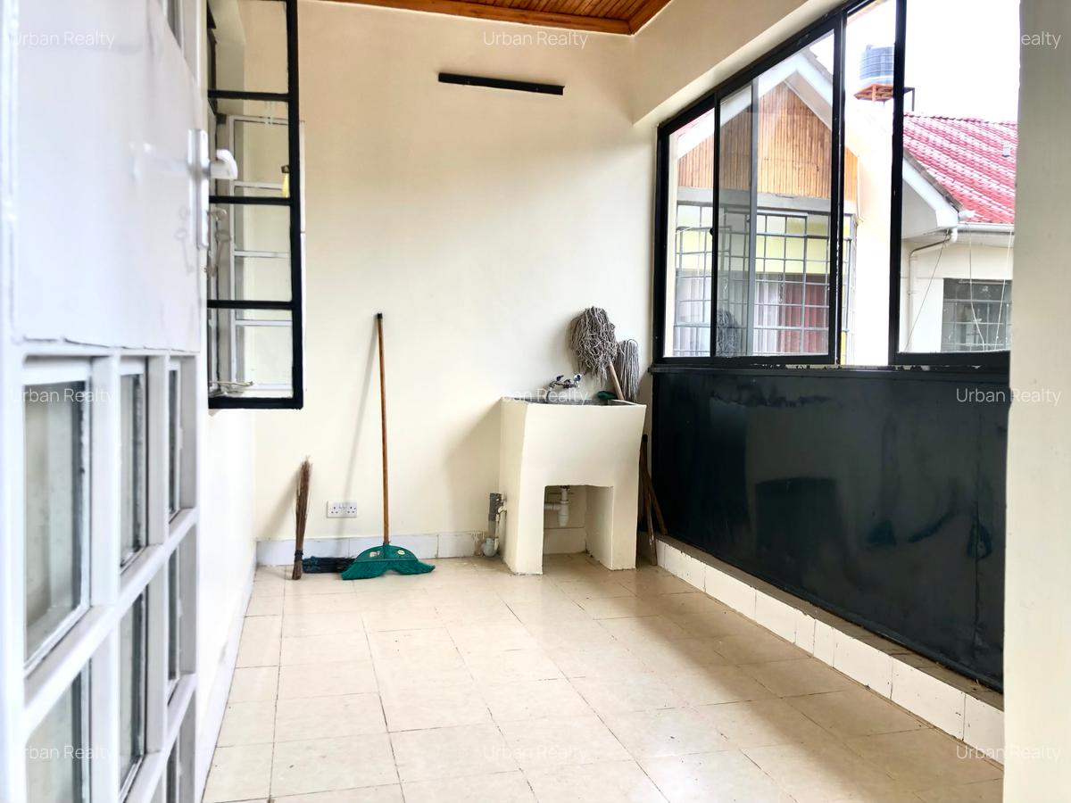 4 Bed Apartment in Kilimani - 7