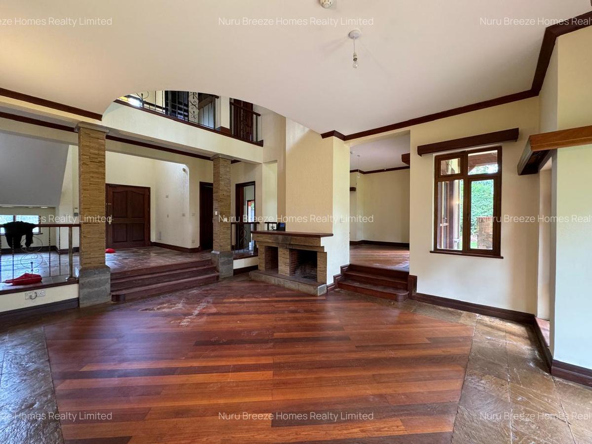 5 Bed Townhouse with En Suite in Kitisuru - 2