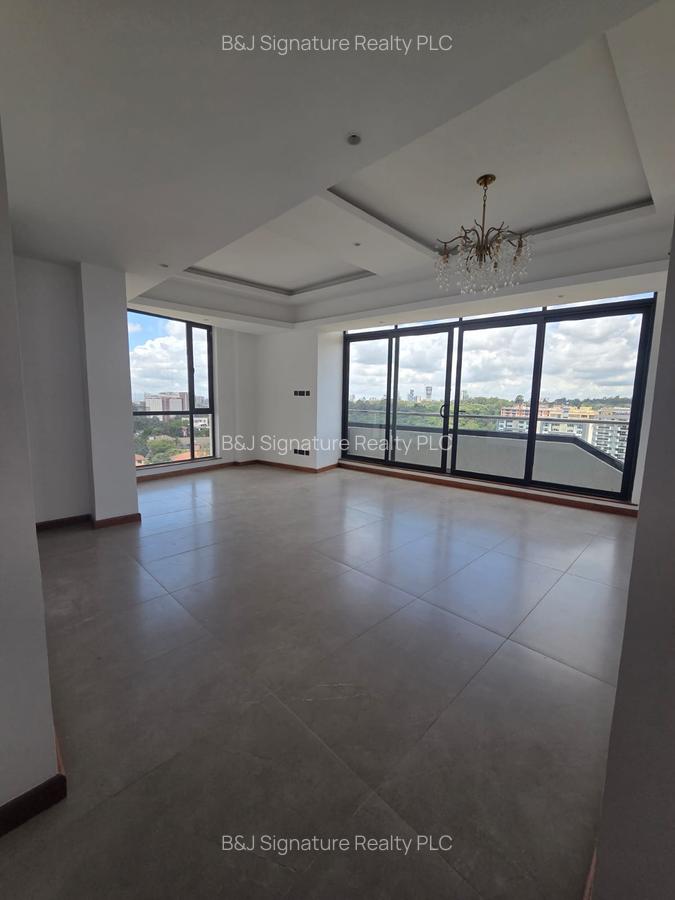 3 Bed Apartment with En Suite in Riverside - 15