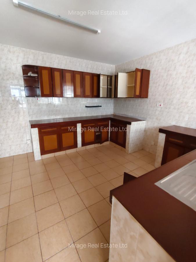 3 Bed Apartment with Borehole in Kileleshwa - 14