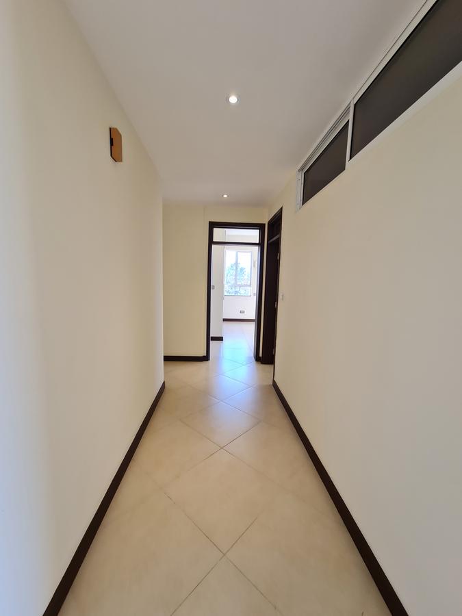 3 Bed Apartment with En Suite in Nyali Area - 14