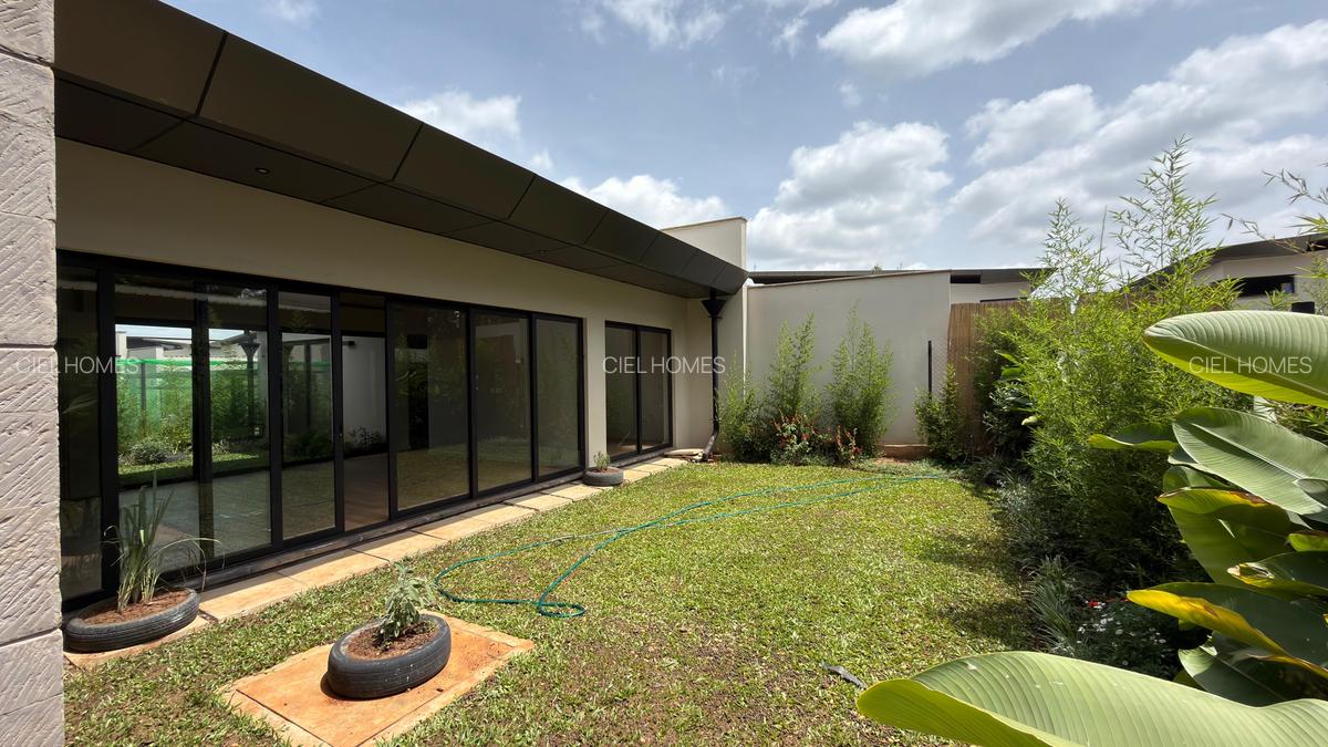 4 Bed Villa with En Suite in Runda - 3