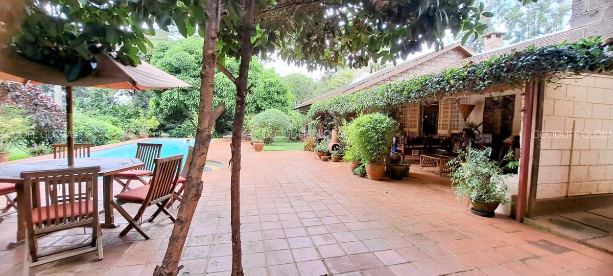 2 Bed House with En Suite at Rosslyn - 18