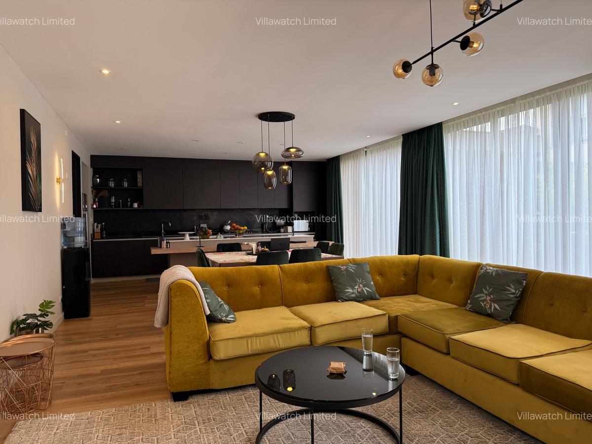 4 Bed Townhouse with En Suite at Runda - 12